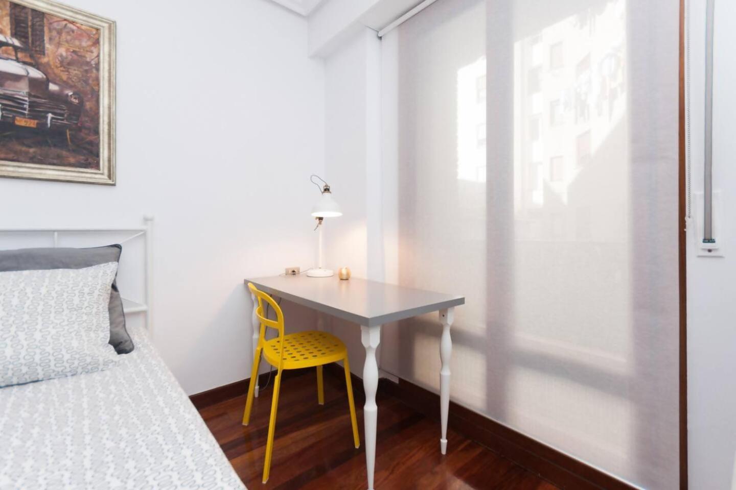 Apartamento Con Parking Privado Cerca De Zurriola San Sebastián Eksteriør billede