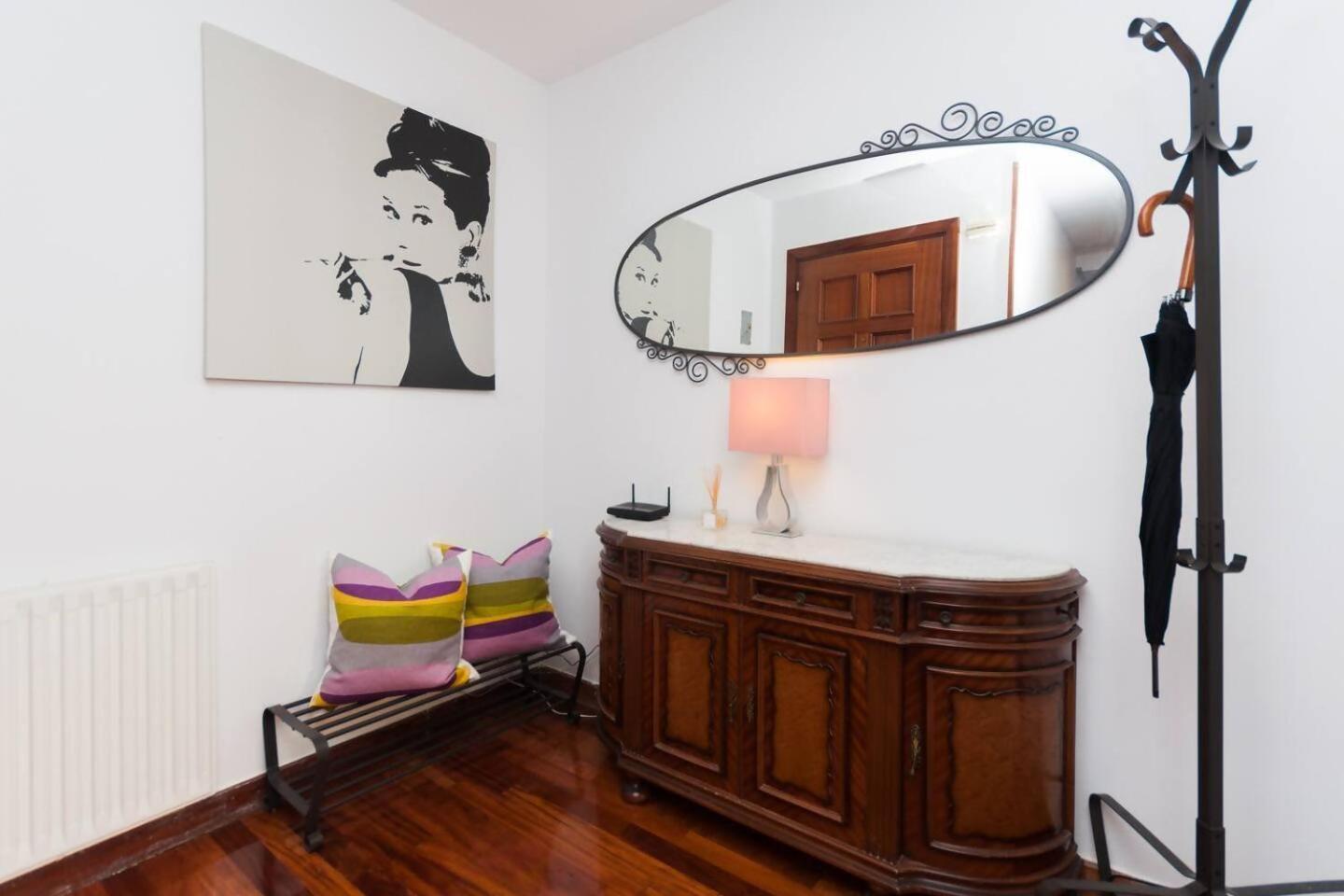 Apartamento Con Parking Privado Cerca De Zurriola San Sebastián Eksteriør billede